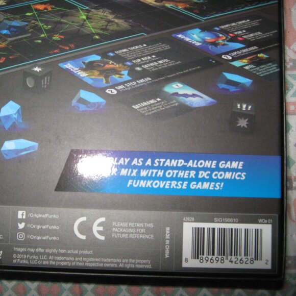 NWT Crime Game Trio: Hands Up, How to Rob a Bank & DC FunkoVerse - Picture 12 of 14